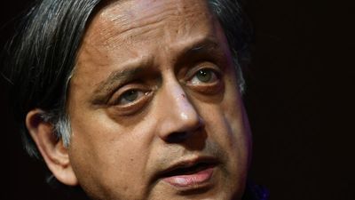 Children no longer read for pleasure, says Shashi Tharoor