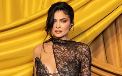 Kylie Jenner says her favorite blanket is the 'perfect' holiday gift – here's why we agree