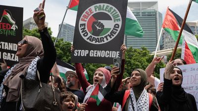 Rallies support Palestine, vigil honours Israel victims