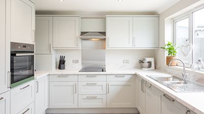 7 ways to organize cabinets in a small kitchen