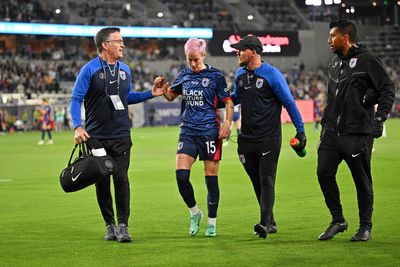 Megan Rapinoe Leaves Final Game After Non-Contact Injury Two Minutes Into NWSL Championship