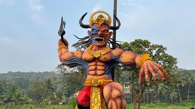 Goans burn 'Narakasur' effigies to celebrate Deepavali; CM Sawant asks people to buy local products