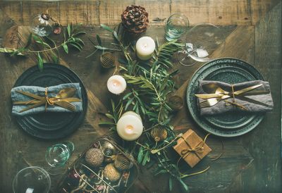 5 things people who are amazing at hosting are getting done now to get their homes holiday-season ready