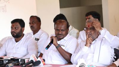 H.D. Kumaraswamy attacks Congress guarantees in poll-bound states