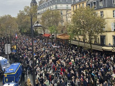 More than 180,000 march across France against soaring antisemitism