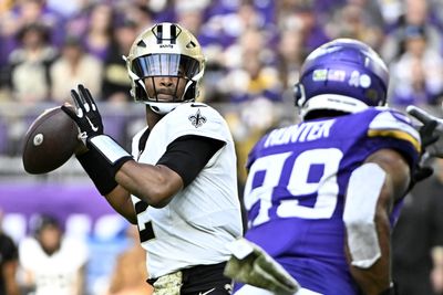 Jameis Winston to close out Saints vs. Vikings after Derek Carr leaves with concussion