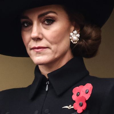 Princess Kate Wears Queen Elizabeth’s Jewelry All Weekend for Remembrance Events—and the Reason is Deeper Than You Think