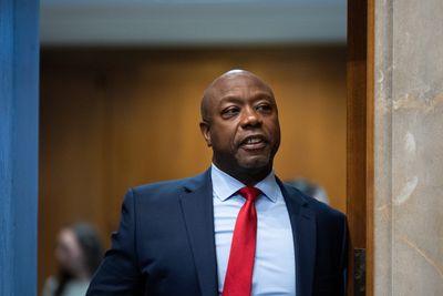 Sen. Tim Scott suspends presidential campaign - Roll Call