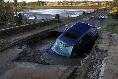 Storm Debi likely to bring dangerous winds as amber warning issued