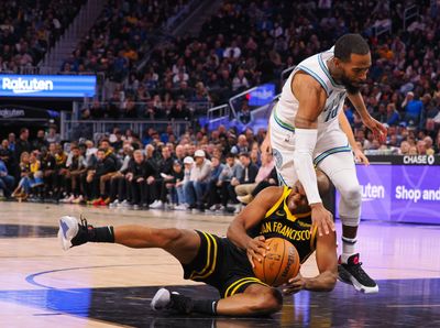 NBA fans are upset at Chris Paul after this dirty play that could have injured Mike Conley