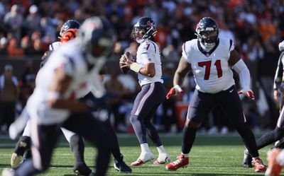 Best images from the Texans’ 30-27 win over the Bengals