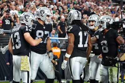 Best images from Raiders big win over Jets on Sunday Night Football