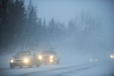 Alaska declares snow emergency as 4 homeless die from El Nino snowfall of 9 inches in 24 hours