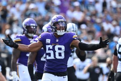 Vikings LB Jordan Hicks Hospitalized After Suffering Scary Injury in Win Over Saints