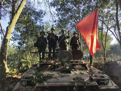Myanmar ethnic alliance fighters attack border outposts as civilians flee