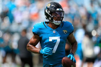 Jaguars WR Zay Jones arrested on domestic battery charge