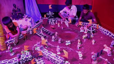 Children build forts for Deepavali in border town of Karnataka