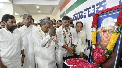 Karnataka CM Siddaramaiah accuses BJP of criticising India’s first prime minister Jawaharlal Nehru to hide their non-participation in freedom movement