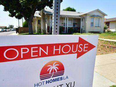 Tough housing market is luring buyers without kids and higher incomes