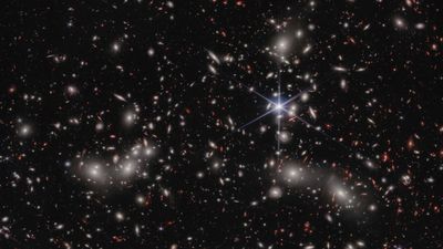 James Webb Space Telescope finds 2 of the most distant galaxies ever seen