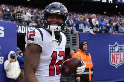 Texans WR Nico Collins teams up with Boys & Girls Clubs of Houston to provide Thanksgiving meals