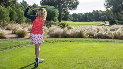 How Far Female Golfers Hit Their Drives... Revealed!