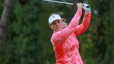 How Far Female Golfers Hit Their Drives... Revealed!