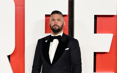 Is Tony Bellew married and does he have kids?