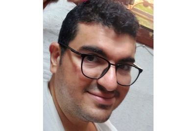 Airstrike kills renowned doctor in Gaza and relatives who sought shelter together