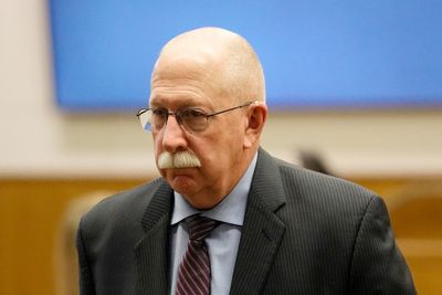 Former Arizona Corrections director pleads no contest in armed standoff with officers at his home