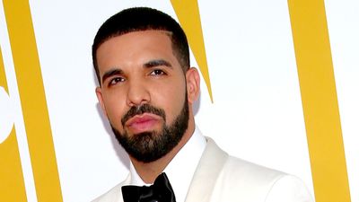 Drake's living room is a chic take on 'loud luxury' and designers are obsessed with the overtly opulent style