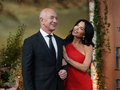 Jeff Bezos and Lauren Sánchez just blew up the internet by describing their ‘pretty normal’ typical day amid surging billionaire backlash