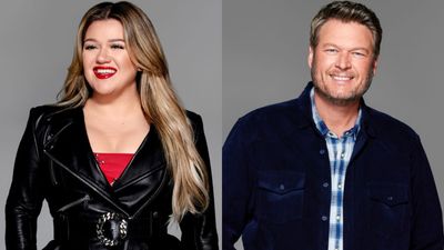 An Axe-Wielding Kelly Clarkson Joked About Her Divorce As She Reunited With The Voice Rival Blake Shelton