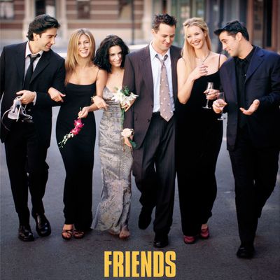 Jennifer Aniston, David Schwimmer Join in Chorus of Tributes for 'Friends' Co-Star Matthew Perry