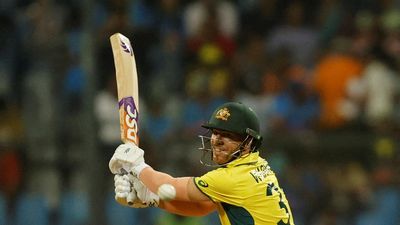 Warner won't take central contract but looks to play white-ball cricket till 2025 Champions Trophy