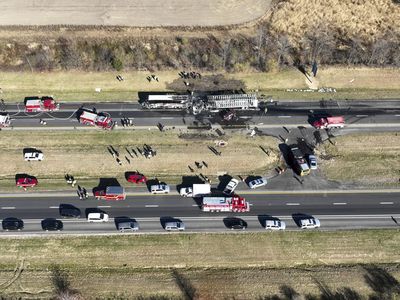 Ohio highway crash involving busload of high school students leaves 6 dead, 18 hurt