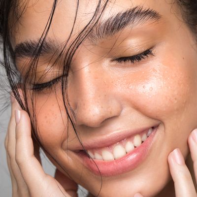Experts agree that all oily skin types should be cleansing with salicylic acid—here are the 9 best face washes