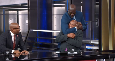 Shaq Pulled a Draymond Green and Put Charles Barkley in a Chokehold, and NBA Fans Loved It