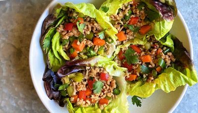 Turkey lettuce wraps are flavorful, light and healthy meal option