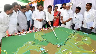 Chief Minister lays foundation stone for long-awaited Varikapudisela Lift Irrigation Scheme in Palnadu