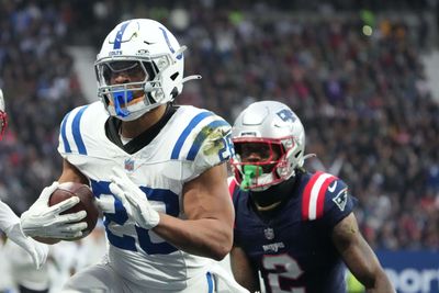 Colts vs. Patriots: Top photos from Week 10