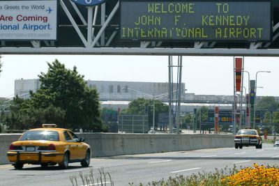 A cargo plane returns to JFK Airport after a horse escapes its stall, pilot dumps 20 tons of fuel