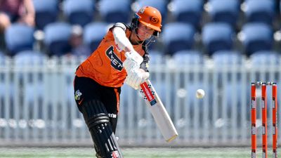 Scorchers end Sixers' WBBL winning run with big victory
