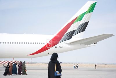 Long-haul carrier Emirates orders 15 Airbus A350 after engine dispute during Dubai Air Show