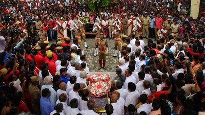 Veteran CPI(M) leader Sankaraiah cremated with state honours in Chennai