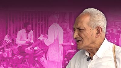With pamphlets, on public transport, a retired IIT professor campaigns in MP for ‘right candidates’