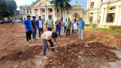 Film crew evicted from heritage site on Manasagangotri campus