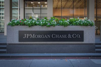 JP Morgan Chase, Siemens, and FedEx show that blockchain finance is more than a buzzword