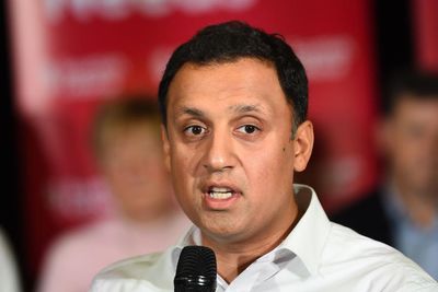 Ex-Labour MP blasts 'grovelling' Anas Sarwar after MPs vote against ceasefire