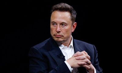 Elon Musk agrees with tweet accusing Jewish people of ‘hatred against whites’